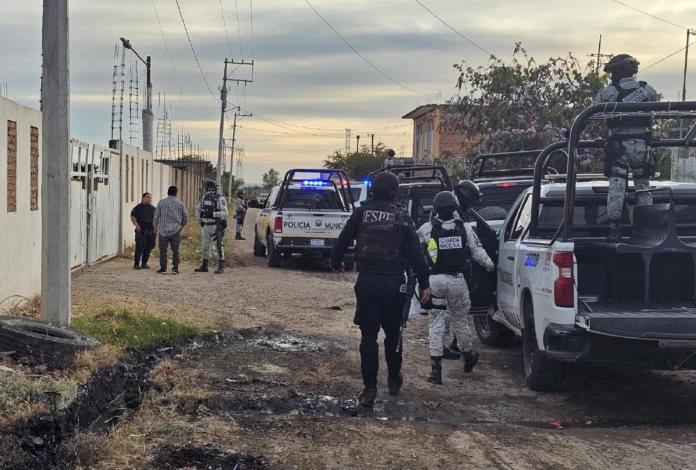 Ataque armado en Salamanca deja 11 personas muertas en campo de fútbol_1