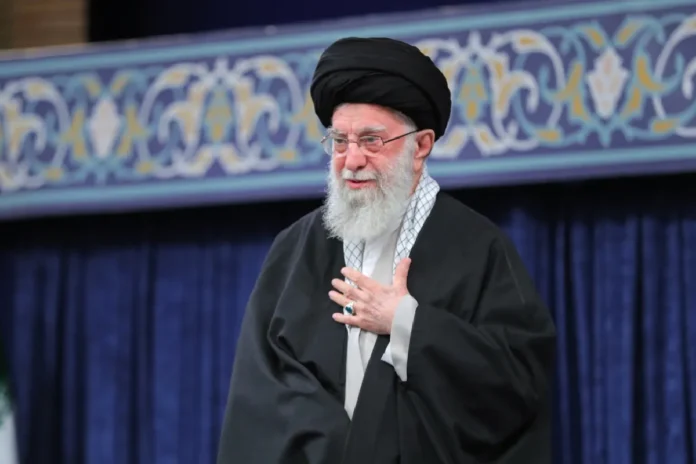 Ayatolá Alí Jamenei en imagen oficial tras confirmarse su muerte en Teherán