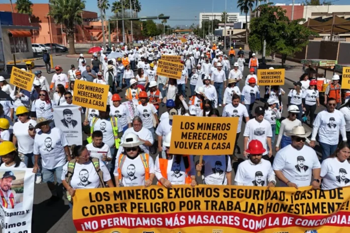 Exigen justicia y mayor seguridad marcha pacífica recorre el centro de Hermosillo
