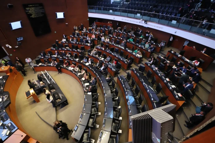 Senado aprueba en lo general y particular jornada laboral de 40 horas