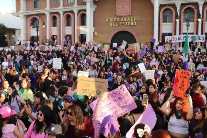 Daños en el edificio del Poder Judicial de Sonora tras manifestación del 8M en Hermosillo