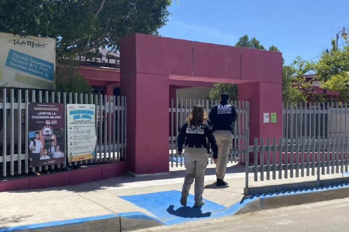 Alerta en secundarias por mensajes de tiroteo Alerta en secundarias por mensajes de tiroteo
