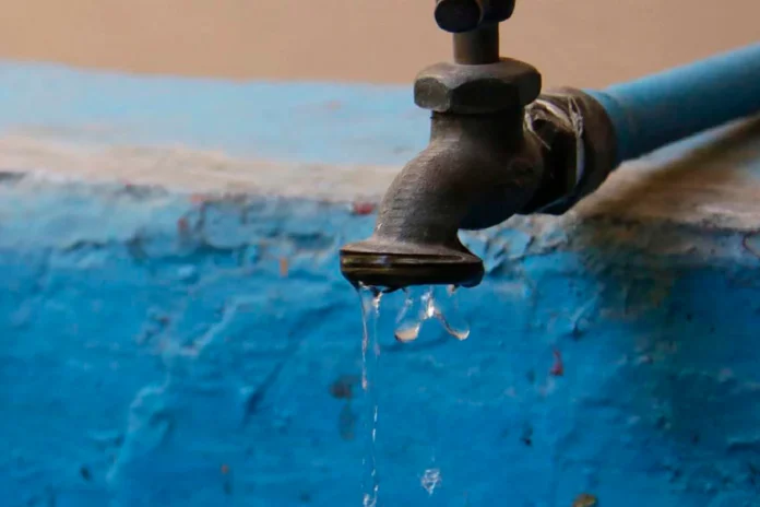 Crece inconformidad por cortes de agua en Hermosillo Colonias de Hermosillo sin agua
