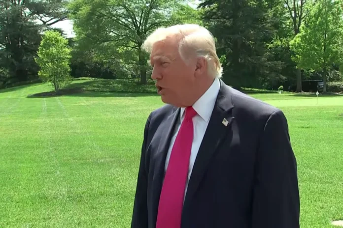 Irán desmiente a Trump y rechaza entregar su uranio enriquecido Irán desmiente a Trump y rechaza entregar su uranio enriquecido