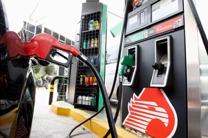 Profeco va contra gasolineras caras Profeco va contra gasolineras que venden gasolina arriba de 24 pesos