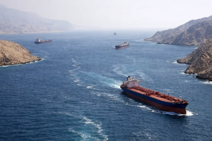 Irán anuncia “nueva etapa” en el Estrecho de Ormuz y enciende tensión con Estados Unidos Irán anuncia “nueva etapa” en el Estrecho de Ormuz y enciende tensión con Estados Unidos
