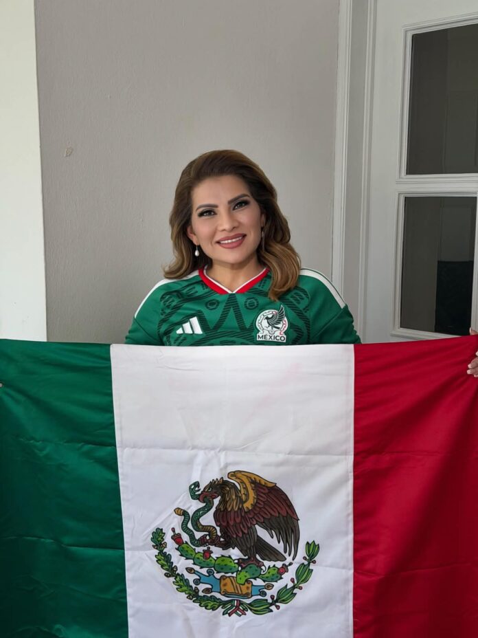 lorenia valles primer juego mexico