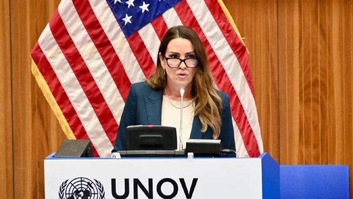 sara carter