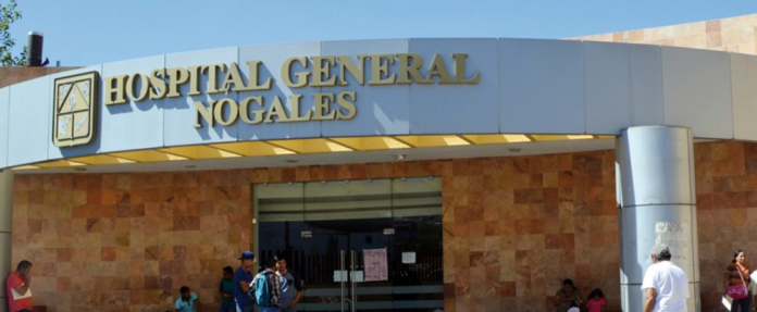 Hospital donde fue atendida la víctima del derrame químico ocurrido en Naco, Sonora