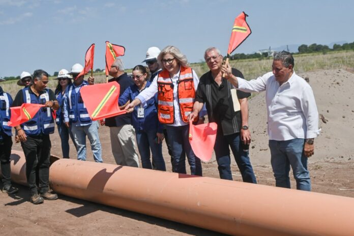 Claudia Santacruz da banderazo de inicio al nuevo colector sanitario en Cajeme Claudia Santacruz da banderazo de inicio al nuevo colector sanitario en Cajeme