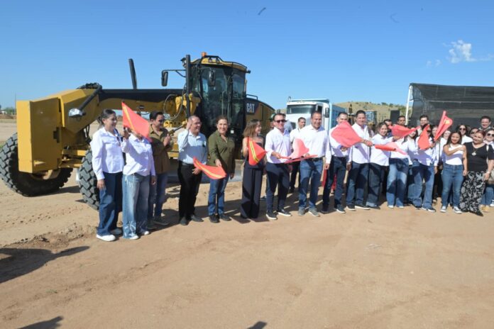 Toño Astiazarán inicia construcción de viviendas sustentables en La Campiña Hermosillo Toño Astiazarán inicia construcción de viviendas sustentables en La Campiña Hermosillo