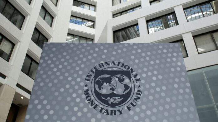 Inteligencia artificial podría aumentar productividad y desigualdad en Europa según el FMI