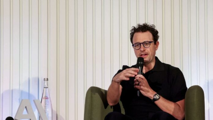 CEO de Anthropic advierte sobre riesgos de la inteligencia artificial