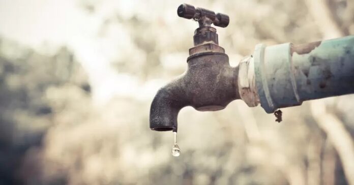 Río San Miguel provoca ruptura de línea de agua en Hermosillo