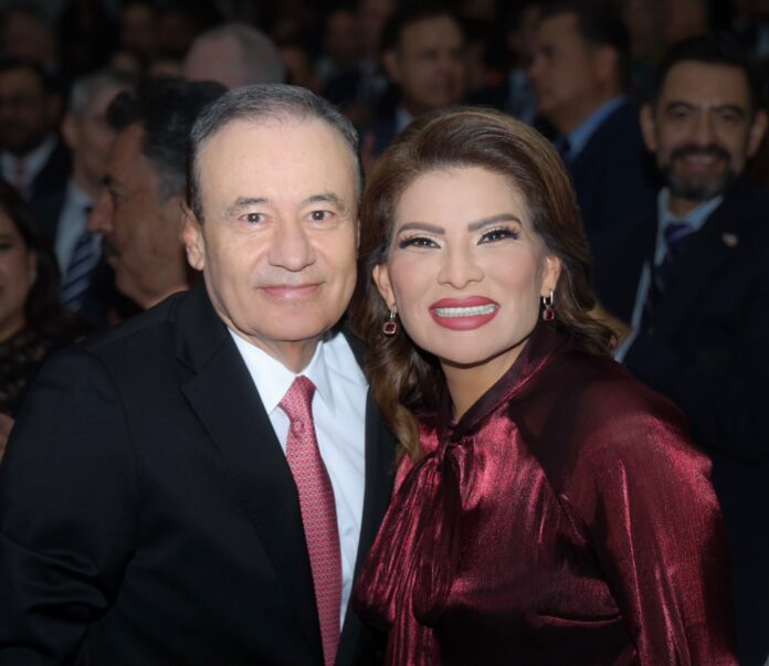 Lorenia Valles felicita a Alfonso Durazo por su Quinto Informe de Gobierno