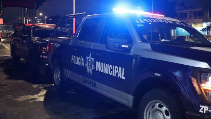 Elementos de seguridad pública durante operativo en México