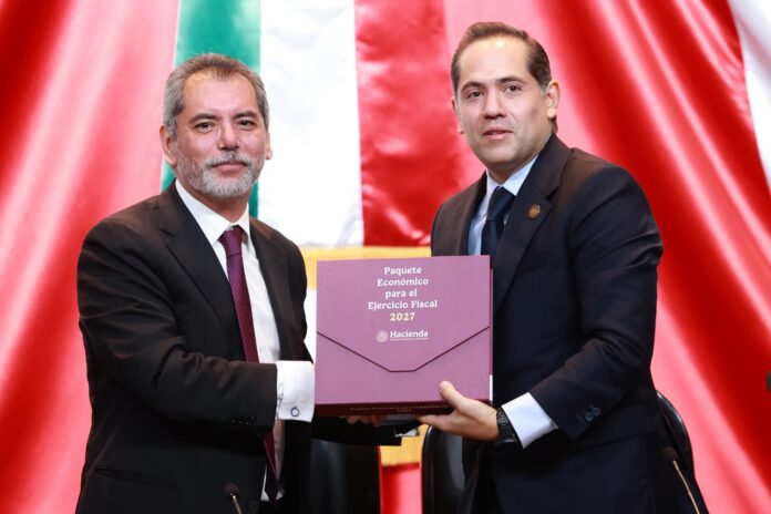 Édgar Amador entrega Paquete Económico 2027 al Congreso Édgar Amador entrega Paquete Económico 2027 al Congreso