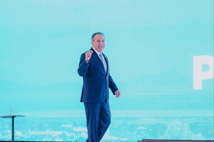 Toño Astiazarán presenta segundo informe de resultados de Hermosillo