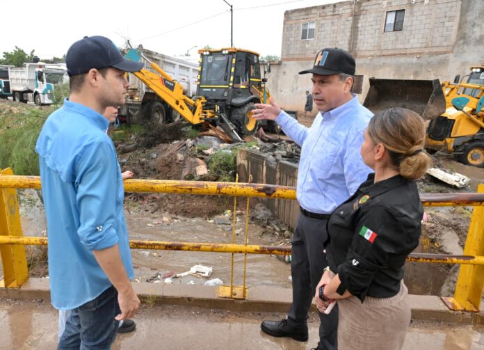 Toño Astiazarán supervisa limpieza de canales ante lluvias por Polo Toño Astiazarán supervisa limpieza de canales ante lluvias por Polo