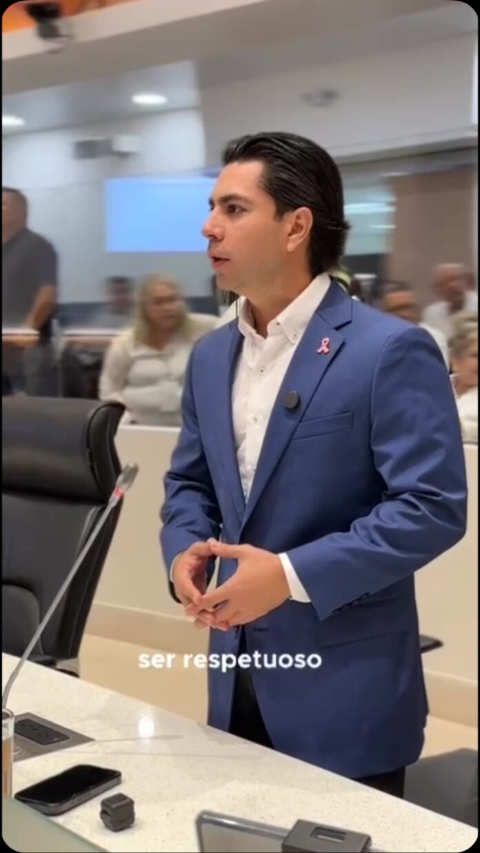 Emeterio Ochoa reclama autonomía del Congreso de Sonora frente al Ejecutivo