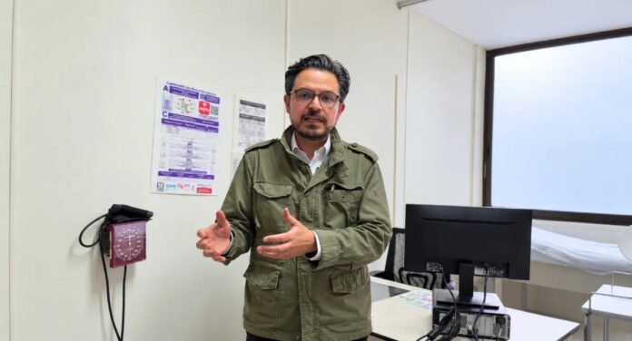 Zoé Robledo responde a protestas y reconoce saturación en el IMSS. Zoé Robledo responde a protestas y reconoce saturación en el IMSS.