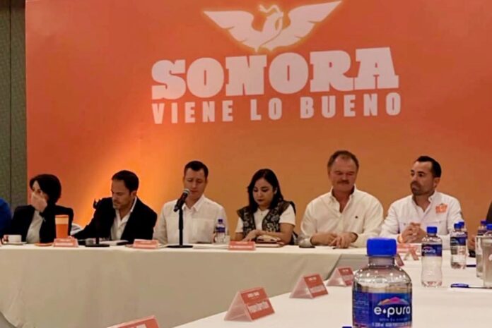 El Borrego Gándara y Luis Donaldo Colosio Riojas en reunión con MC