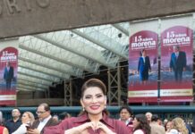 Morena seguirá haciendo historia de la mano del pueblo: Lorenia Valles Lorenia Valles destaca legado de AMLO y Claudia Sheinbaum durante aniversario de Morena
