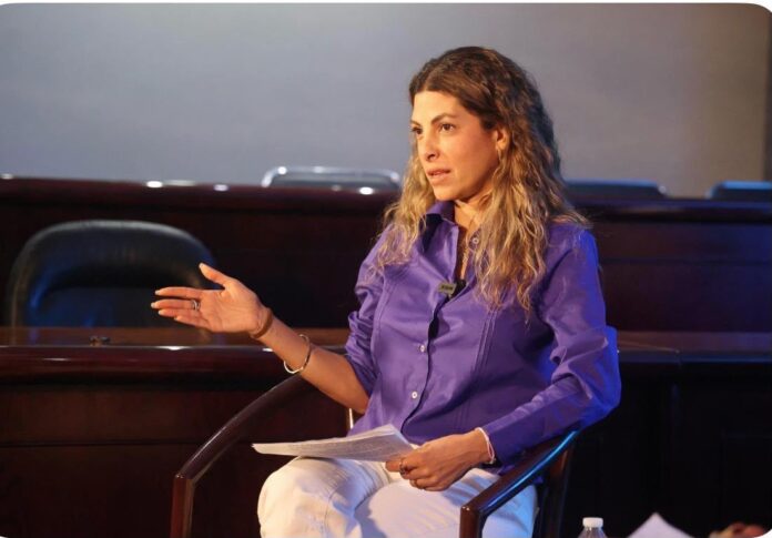 Sylvana Beltrones llama a reforzar la prevención y detección del cáncer de mama en Sonora.