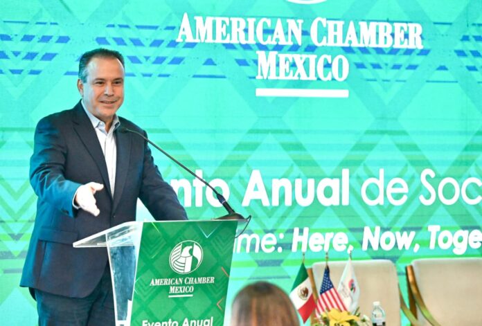 Toño Astiazarán destaca potencial económico de Hermosillo ante AmCham Toño Astiazarán destaca potencial económico de Hermosillo ante AmCham